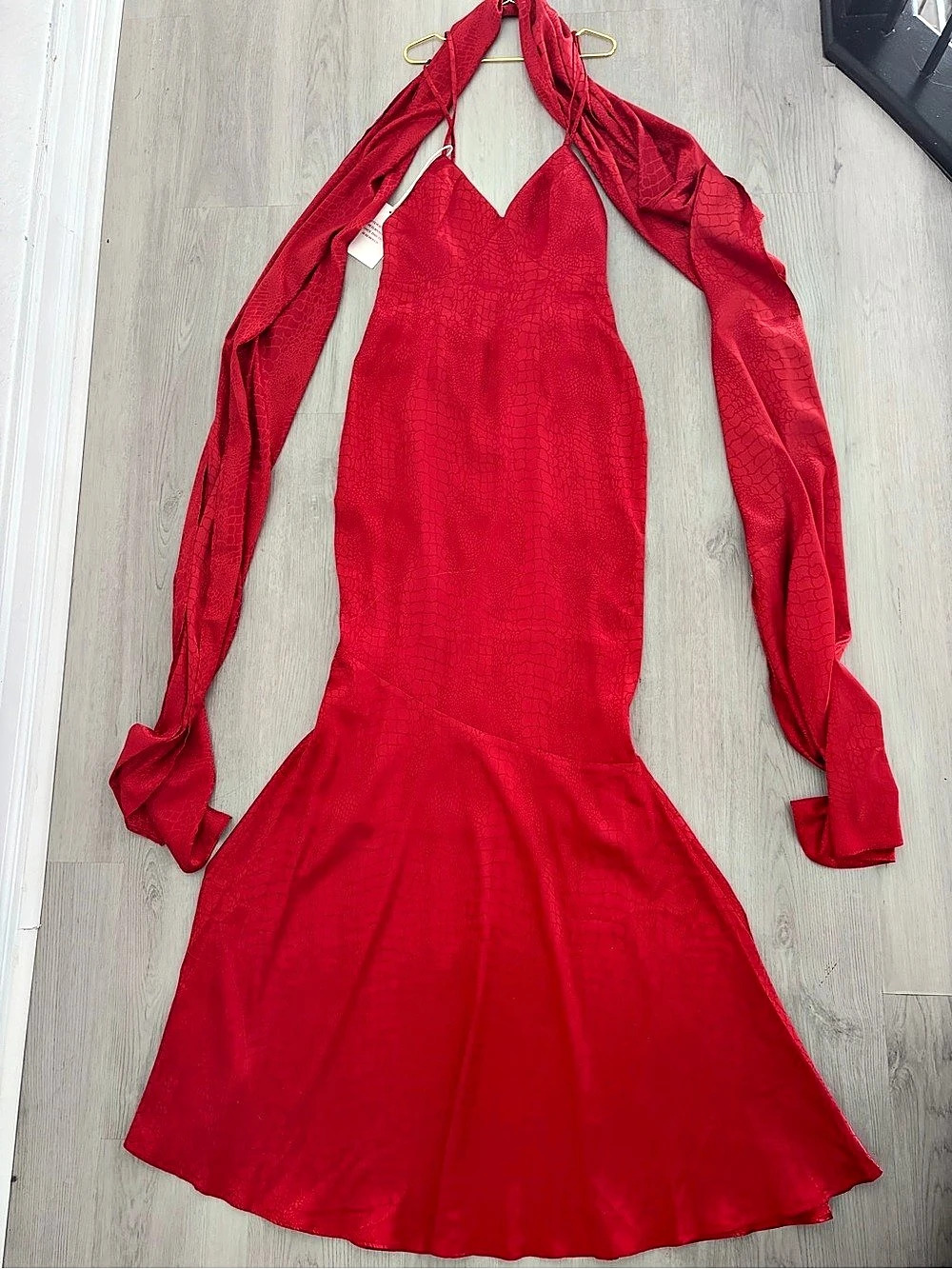 Miss Circle Kelsey Scarlet Croc-Embossed Flared Hem Maxi Dress with Scarf Maxi s